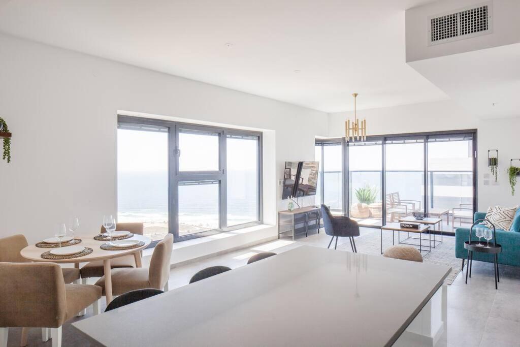 O&O Group- Magical 4Br Apt With Panoramic Sea View Bat Yam Extérieur photo